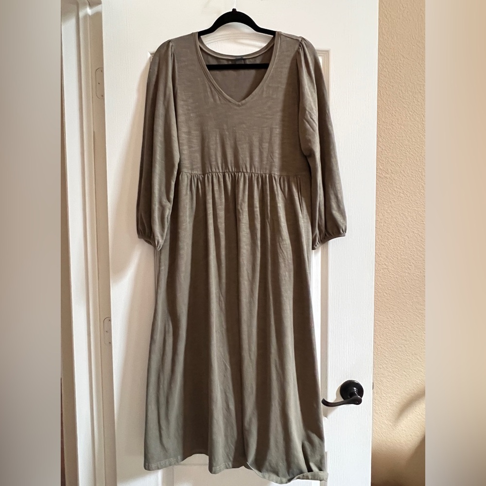 Women's V-Neck Smocked Waist Dress - Olive